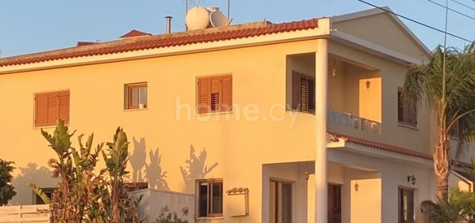 Villa in Nicosia zu verkaufen