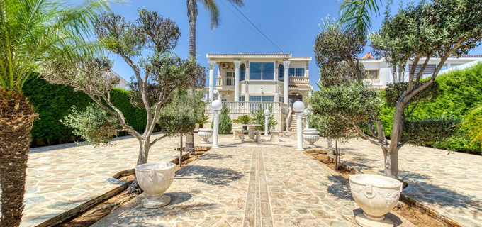 Villa for sale in Paralimni