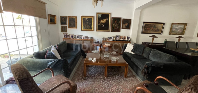 Apartamento en la planta baja para alquilar en Nicosia