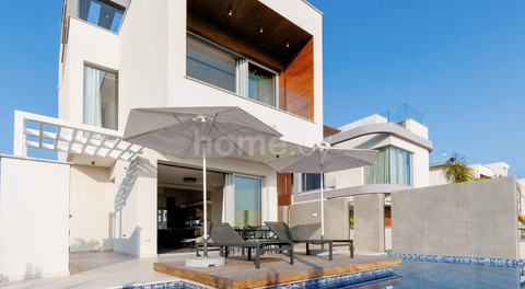 Villa a la venta en Ayia Napa