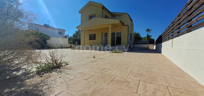 Villa a la venta en Ayia Thekla