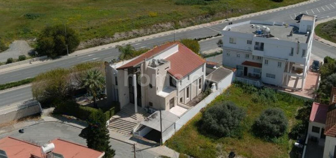 Villa in Larnaca zu verkaufen