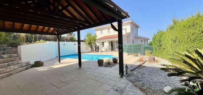 Villa for sale in Paphos