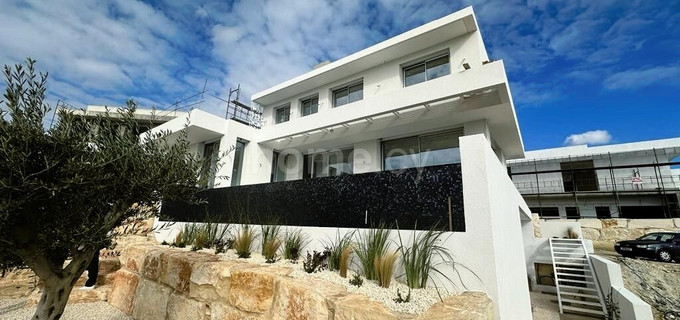 Villa à vendre à Limassol