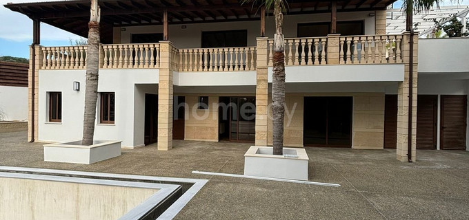 Villa à vendre à Limassol