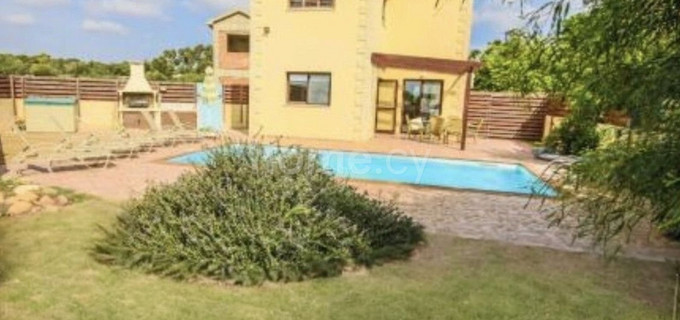 Villa till salu i Ayia Napa