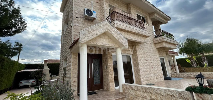 Villa in Larnaca zu verkaufen