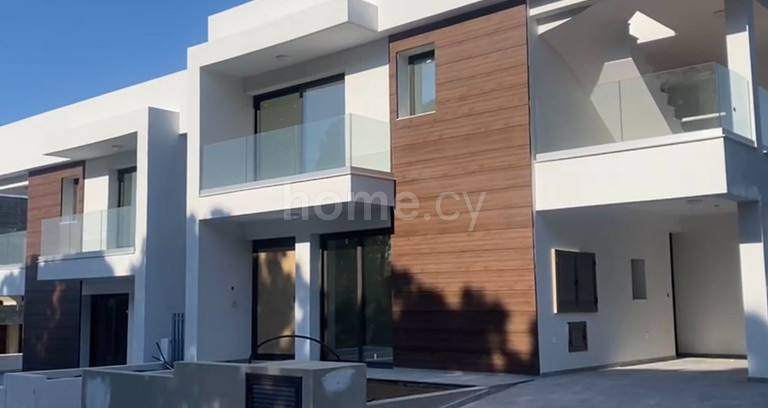 Parhus till salu i Larnaca