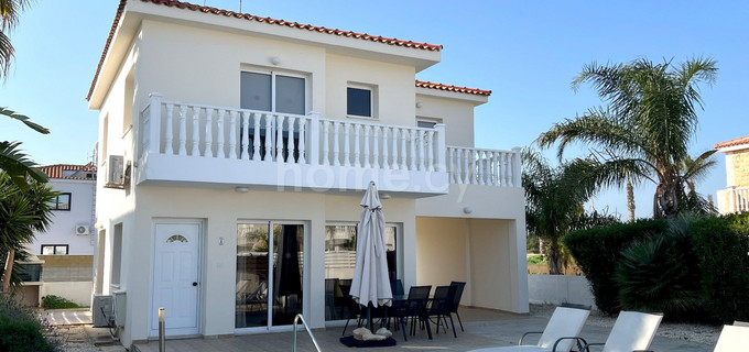 Villa for sale in Ayia Thekla