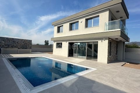 Villa à vendre à Limassol