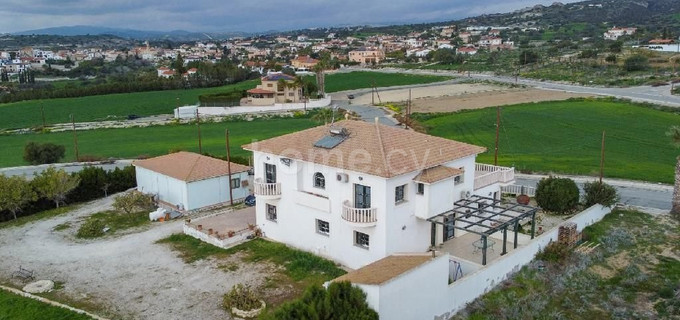 Villa for sale in Larnaca