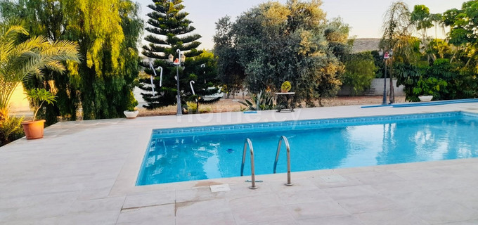 Villa in Limassol zu vermieten