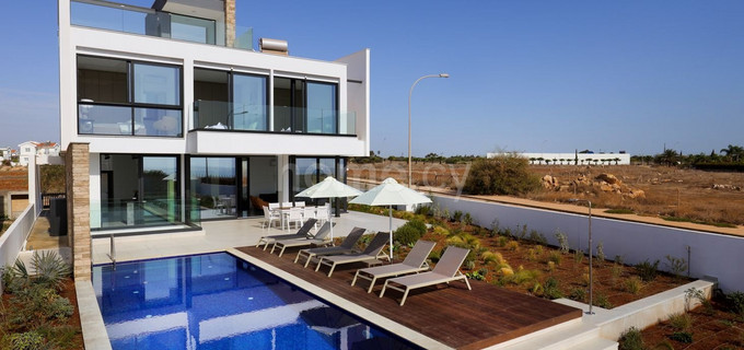 Villa for sale in Ayia Thekla