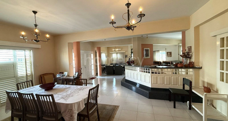 Villa for sale in Nicosia