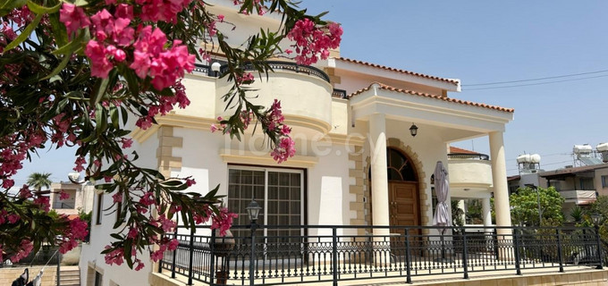 Haus in Larnaca zu verkaufen