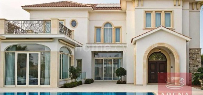 Haus in Larnaca zu verkaufen