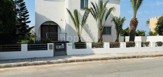 Villa for sale in Paphos