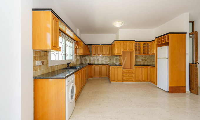 Apartment for sale in Paralimni