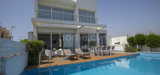 Villa till salu i Ayia Triada