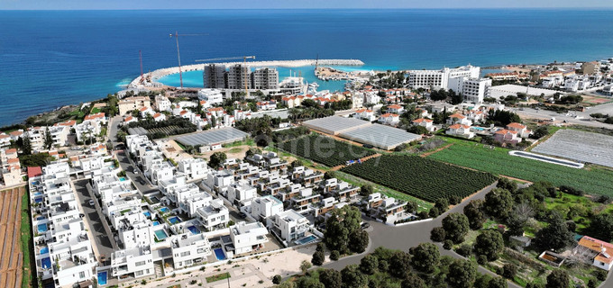 Villa for sale in Pernera