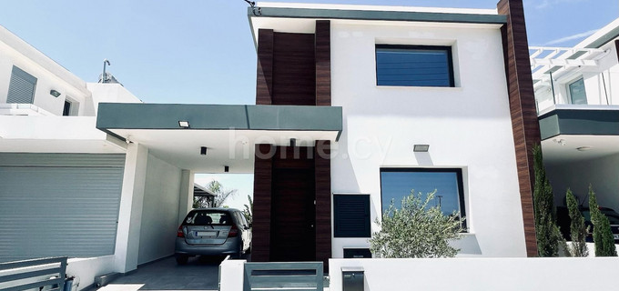 Parhus till salu i Larnaca