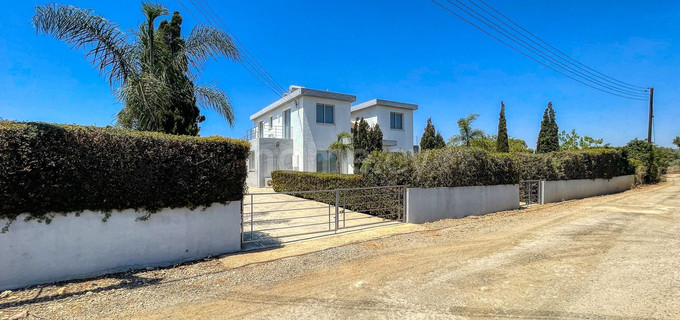 Вилла на продажу в Мыс Греко