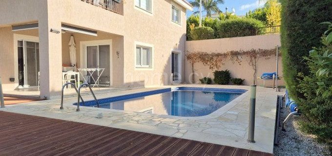 Villa in Paphos zu verkaufen