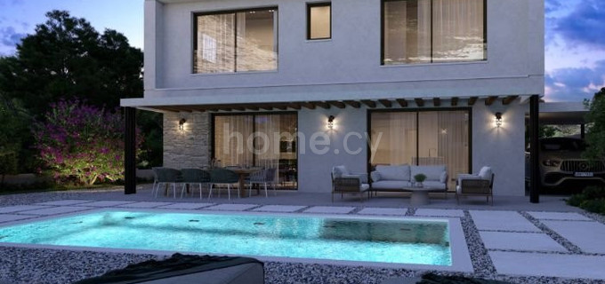 Вилла на продажу в Лимассол