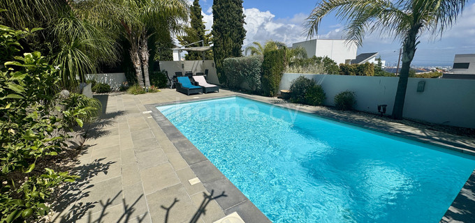 Villa to rent in Limassol
