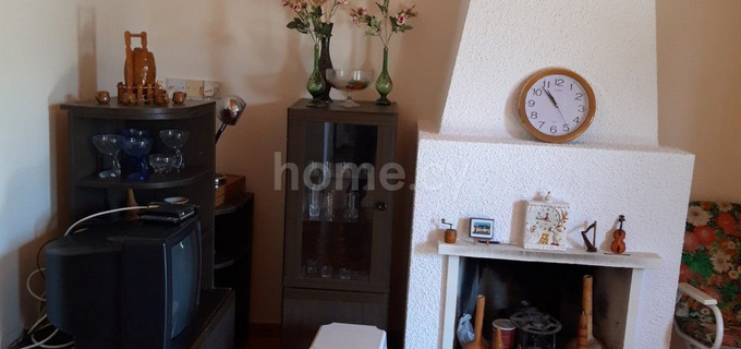 Вилла на продажу в Лимассол