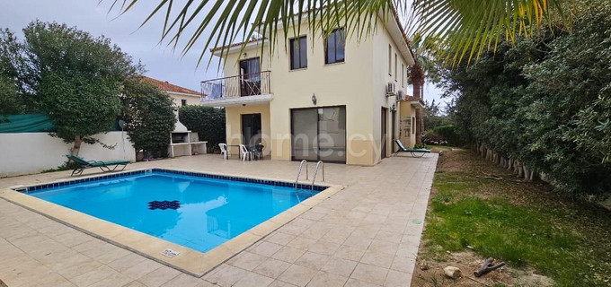 Villa till salu i Larnaca