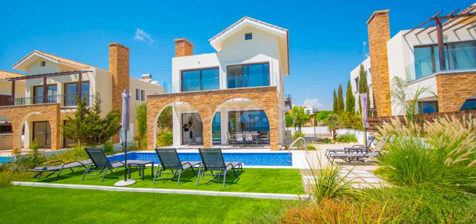 House for sale in Ayia Thekla