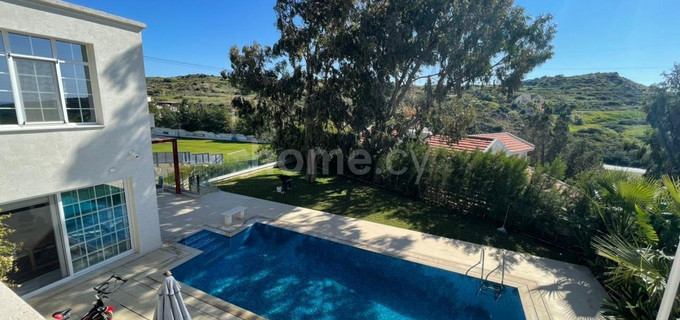 Villa to rent in Limassol