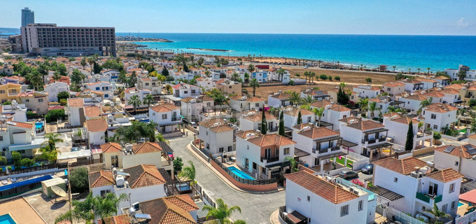Villa for sale in Ayia Thekla