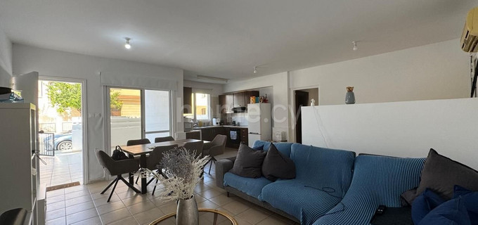 Apartamento en la planta baja a la venta en Larnaca