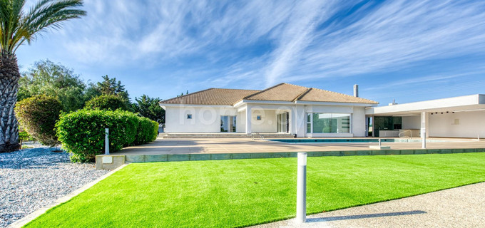 Bungalow for sale in Protaras