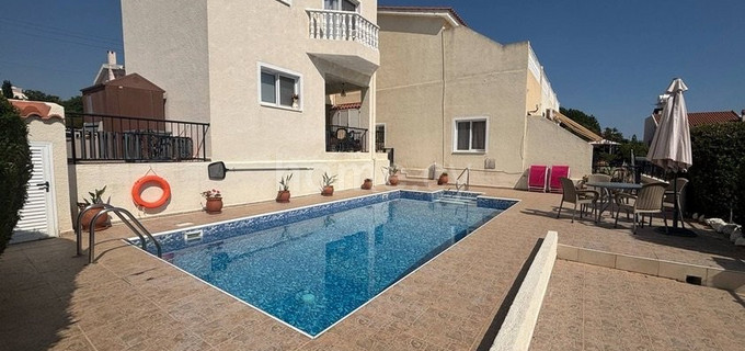 Townhouse for sale in Paphos