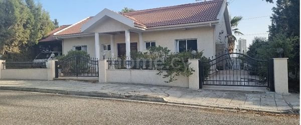 Bungalow for sale in Limassol