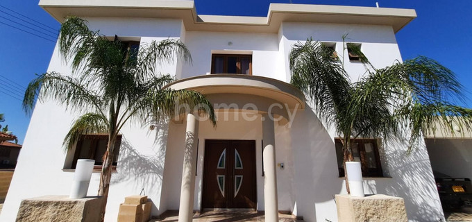 Villa for sale in Frenaros