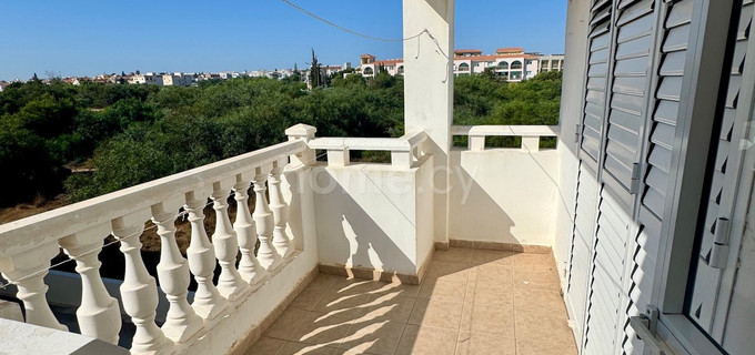 Apartamento en la planta superior para alquilar en Kapparis