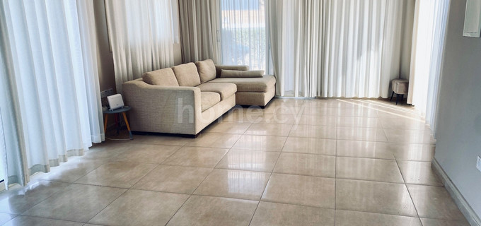 Villa to rent in Limassol