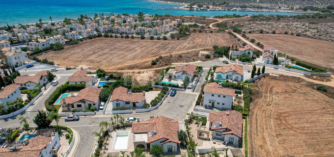 Bungalow for sale in Ayia Thekla