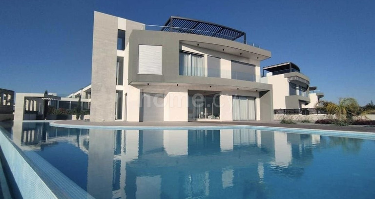 Вилла в аренду в Пафос