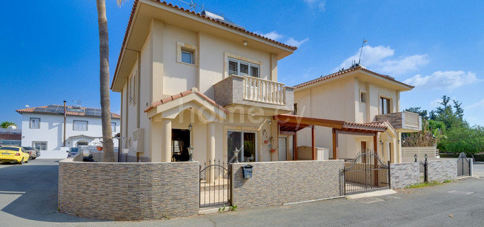 Villa for sale in Vrysoulles