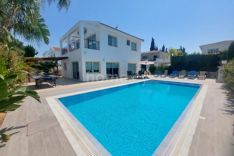 Villa to rent in Protaras