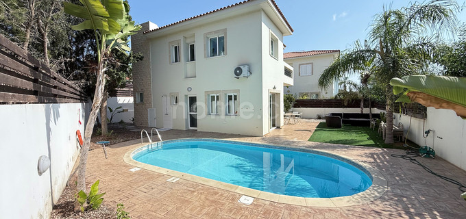 Вилла на продажу в Мыс Греко