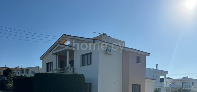 Вилла на продажу в Пафос