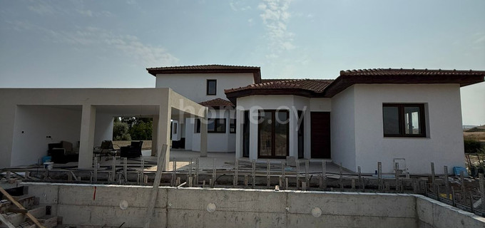 Villa to rent in Limassol