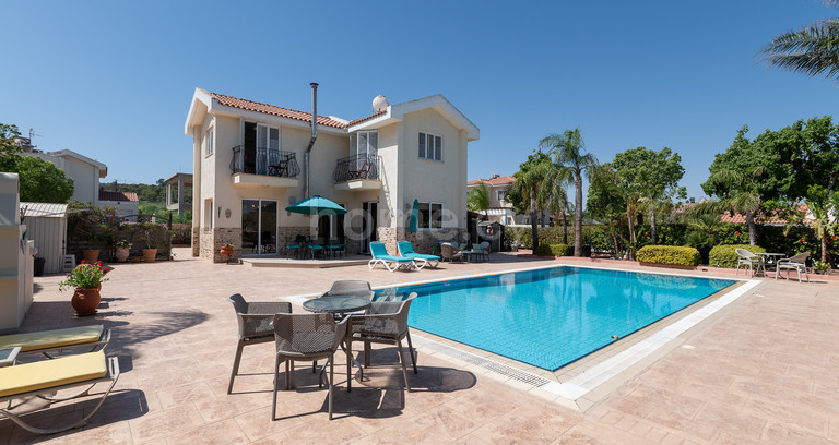 Βίλα προς πώληση - Πρωταράς