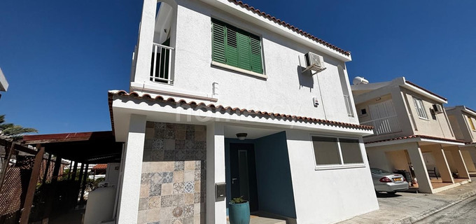 Villa in Larnaca zu verkaufen